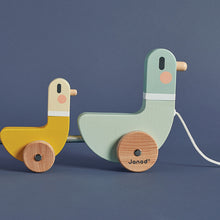Load image into Gallery viewer, Janod - Cocoon Pull Along Ducks - Pikabo Baby