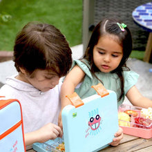 Load image into Gallery viewer, Citron Lunch box Bento Style - 4 compartments with Accessories - Car - Pikabo Baby
